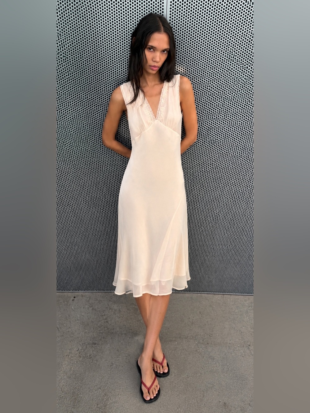 NWOT Zara Studio Lace-Trim V-Neck Lined Slip Dress Pale Pink Size Small